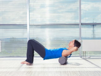 Pilates Rolle Übung Rücken